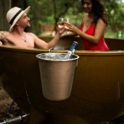 Clip on Ice Bucket for your Hot Tub